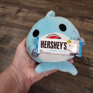 Zuru Snackles Series 2 SETH Shark Hershey's Cookie 5" Soft Collectible Plush b1